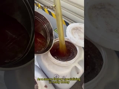 Apenas mel 100% verdadeiro é produzido e não há absolutamente nenhum mel falso à venda.