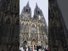 Através da exposição, a confiança foi estabelecida com os clientes e a cooperação de longo prazo foi alcançada.