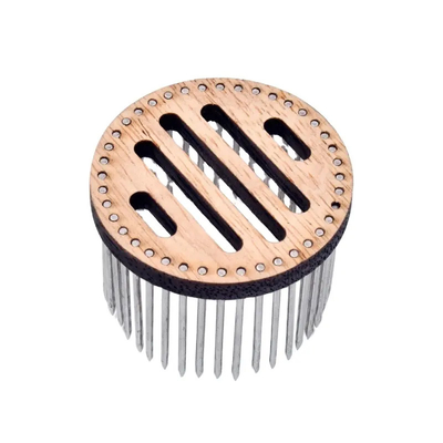 comprar Novas ferramentas de apicultura de aço inoxidável tipo agulha Sala de isolamento Queen Bee Cage fabricação em linha