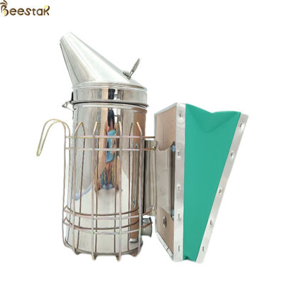 comprar Beestar American Style Bee Smoker Beekeeping Tool with 19cm Height for Apiary Use fabricação em linha