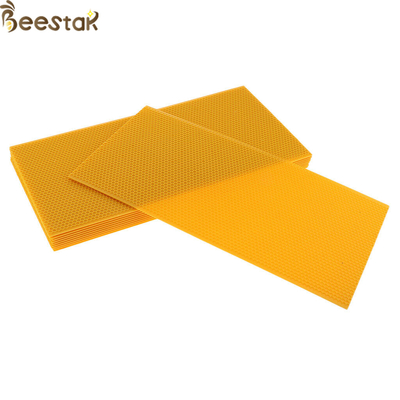 comprar Folha amarela pura superior da fundação do pente da cera de abelha do produto comestível 100% da categoria das ferramentas da apicultura fabricação em linha