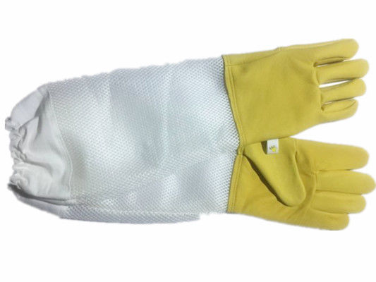 Luvas amarelas duráveis da apicultura da pele de carneiro com parte ventilada macia branca, punho elástico branco
